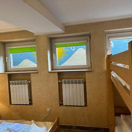 זקופאנה Pokoje Sunshine World Suites מראה חיצוני תמונה