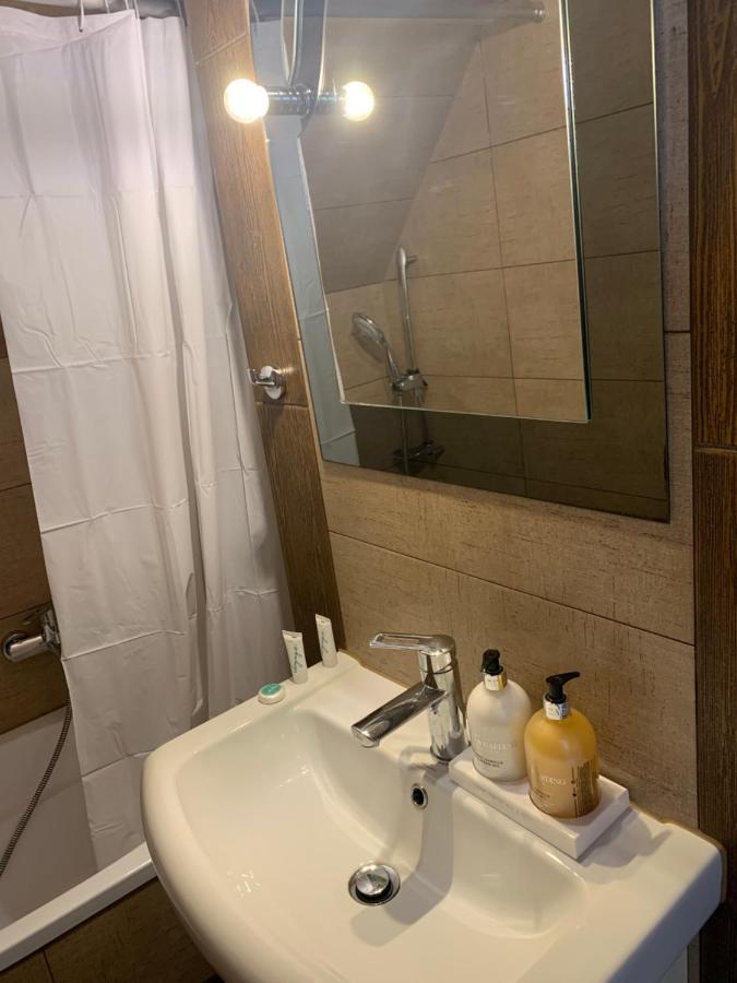זקופאנה Pokoje Sunshine World Suites מראה חיצוני תמונה