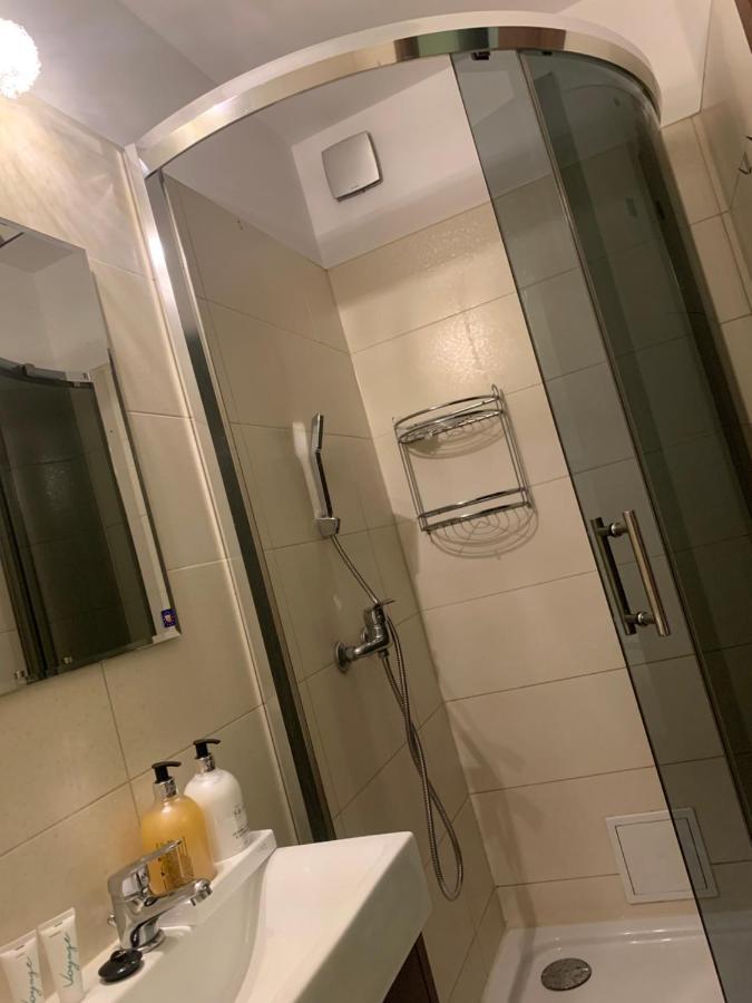 זקופאנה Pokoje Sunshine World Suites מראה חיצוני תמונה